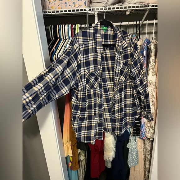 dip Tops - Plaid flannel blouse